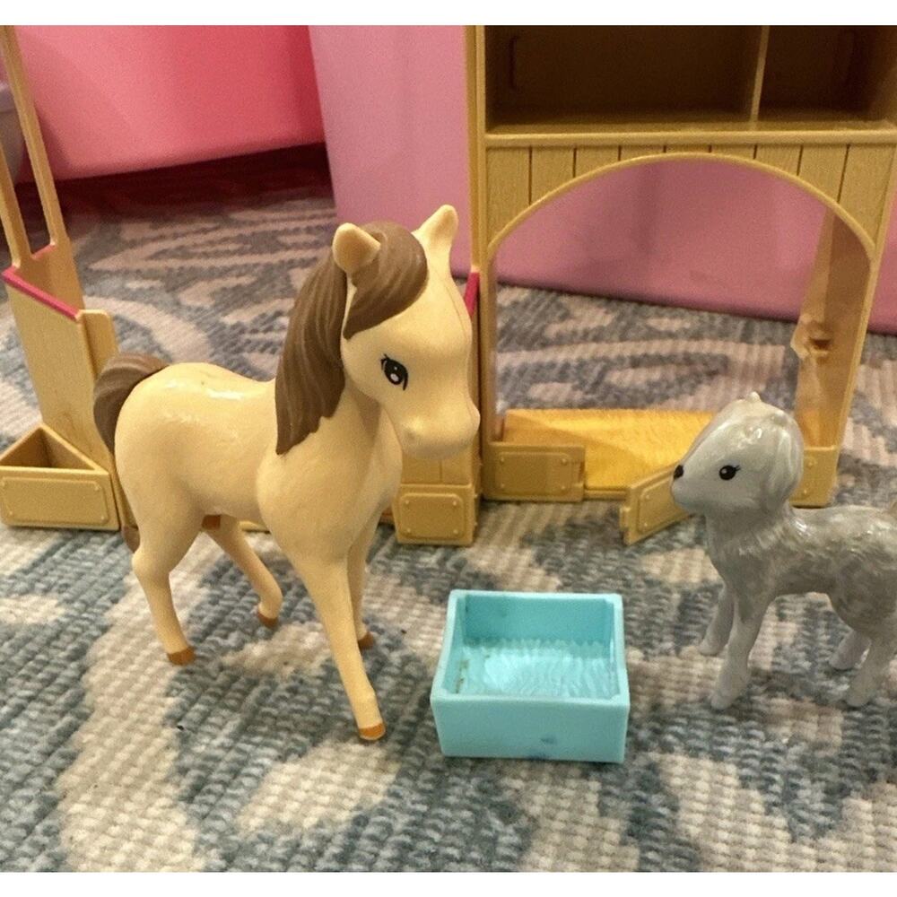 Barbie Sweet Orchard Farm Vet Stable with Animals Horse Pictured Is What You Get